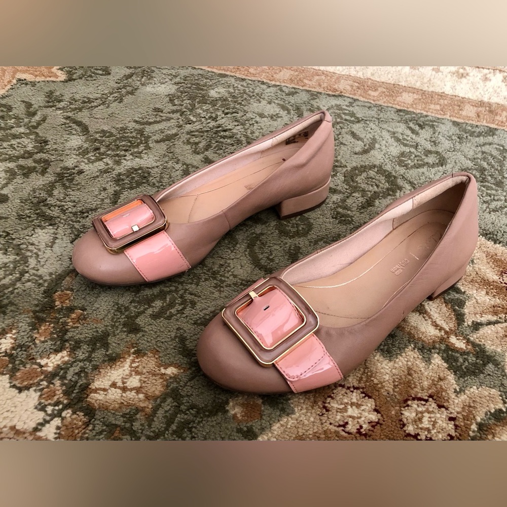 Women’s Pink Block Heel Buckle Pumps